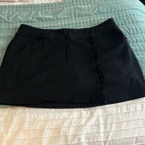 Lilly Pulitzer Luxletic Black Skirt, Size 16